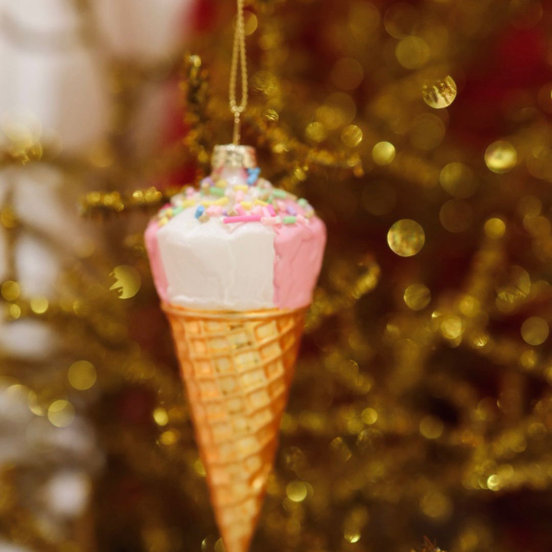 Ice cream -strawberry with sprinkles