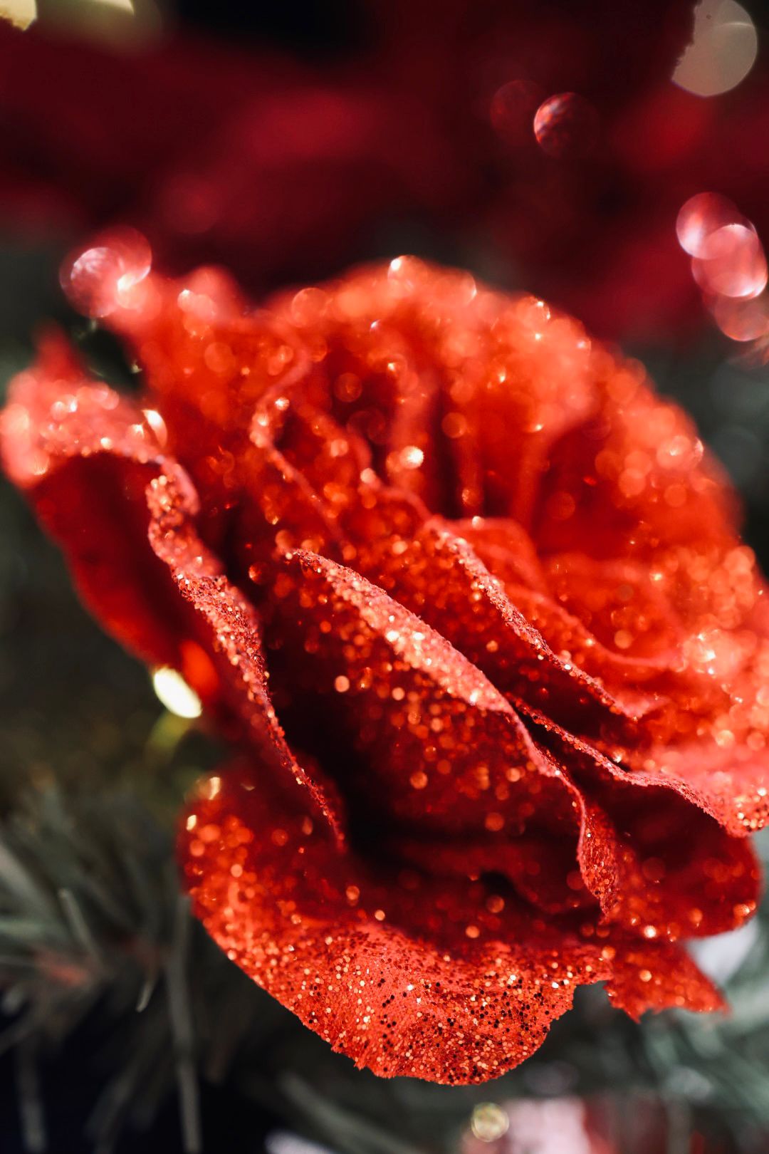 Rose Clip - Gold Glitter