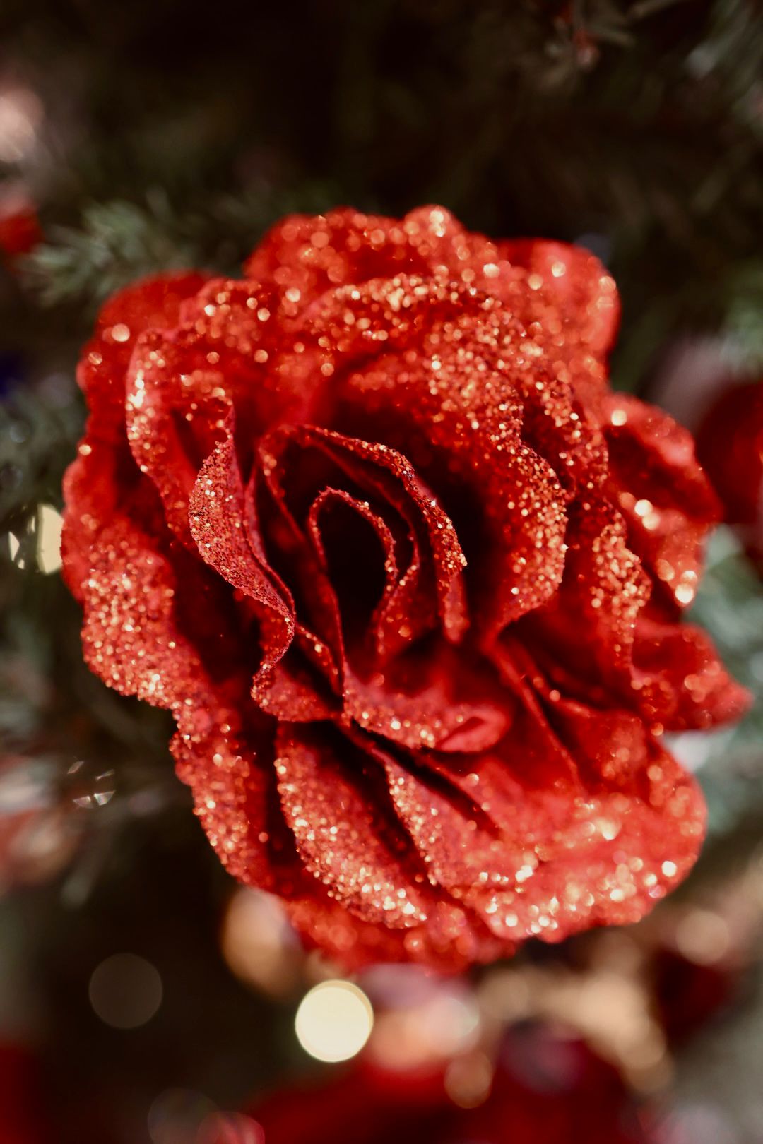 Rose Clip - Gold Glitter