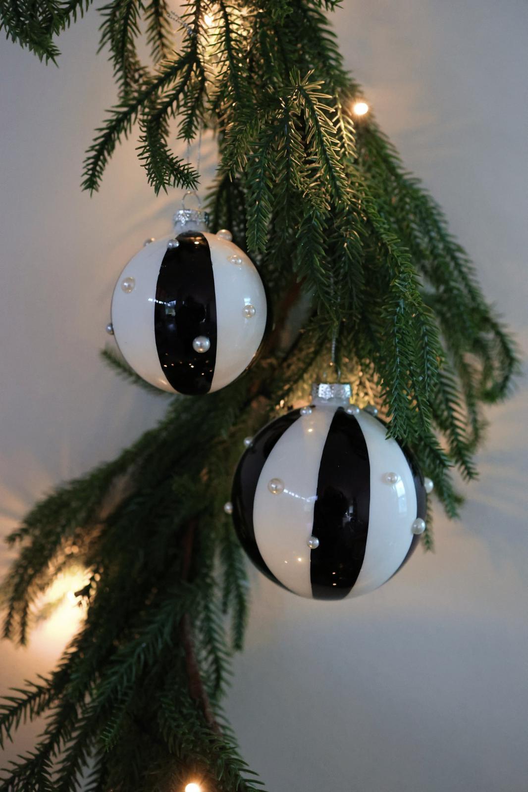 Xmas Circus Black Stripes