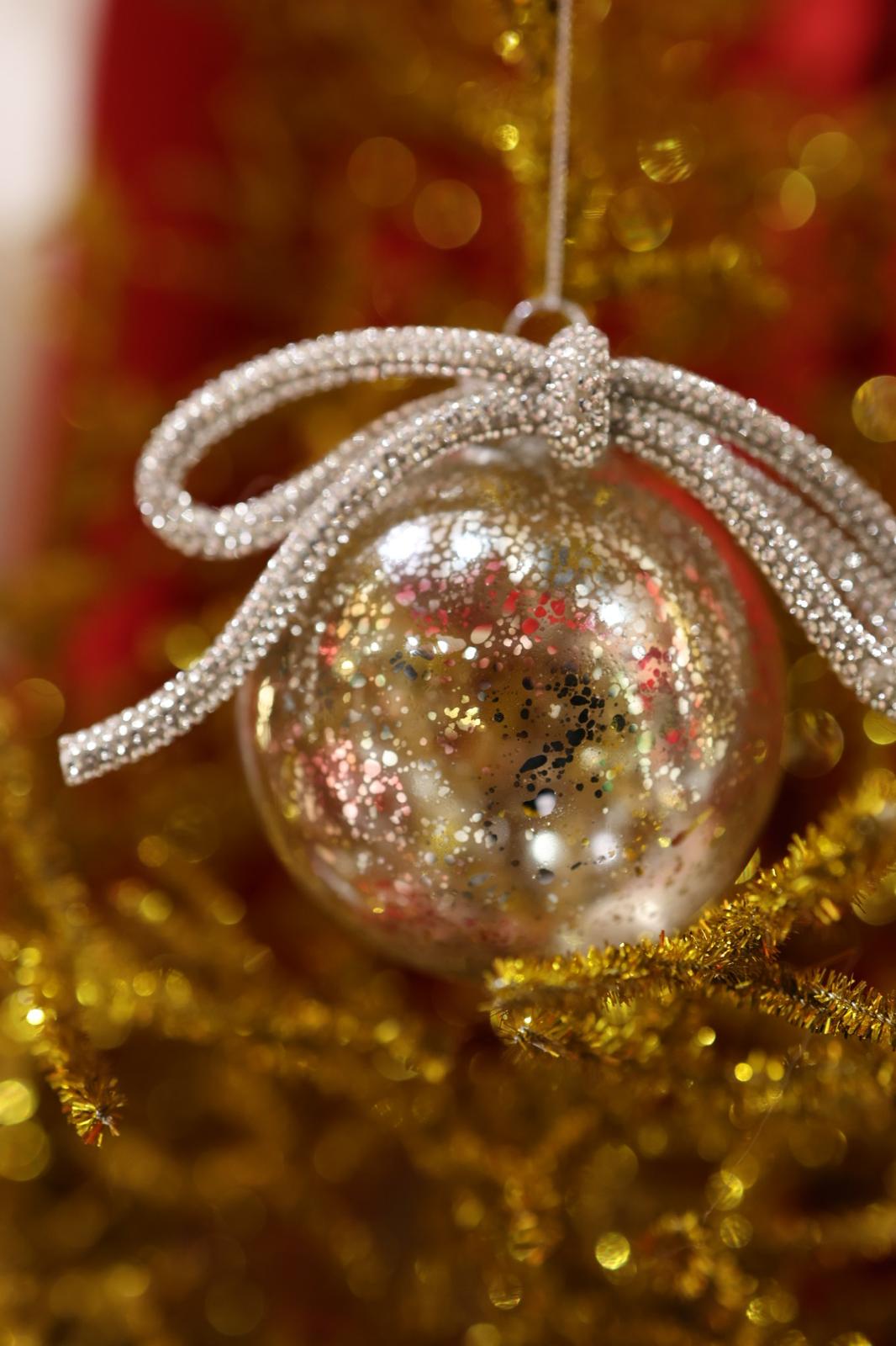 Glass Bauble with Diamond Bow 10cm