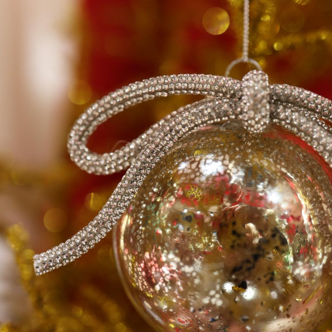 Glass Bauble with Diamond Bow 8cm