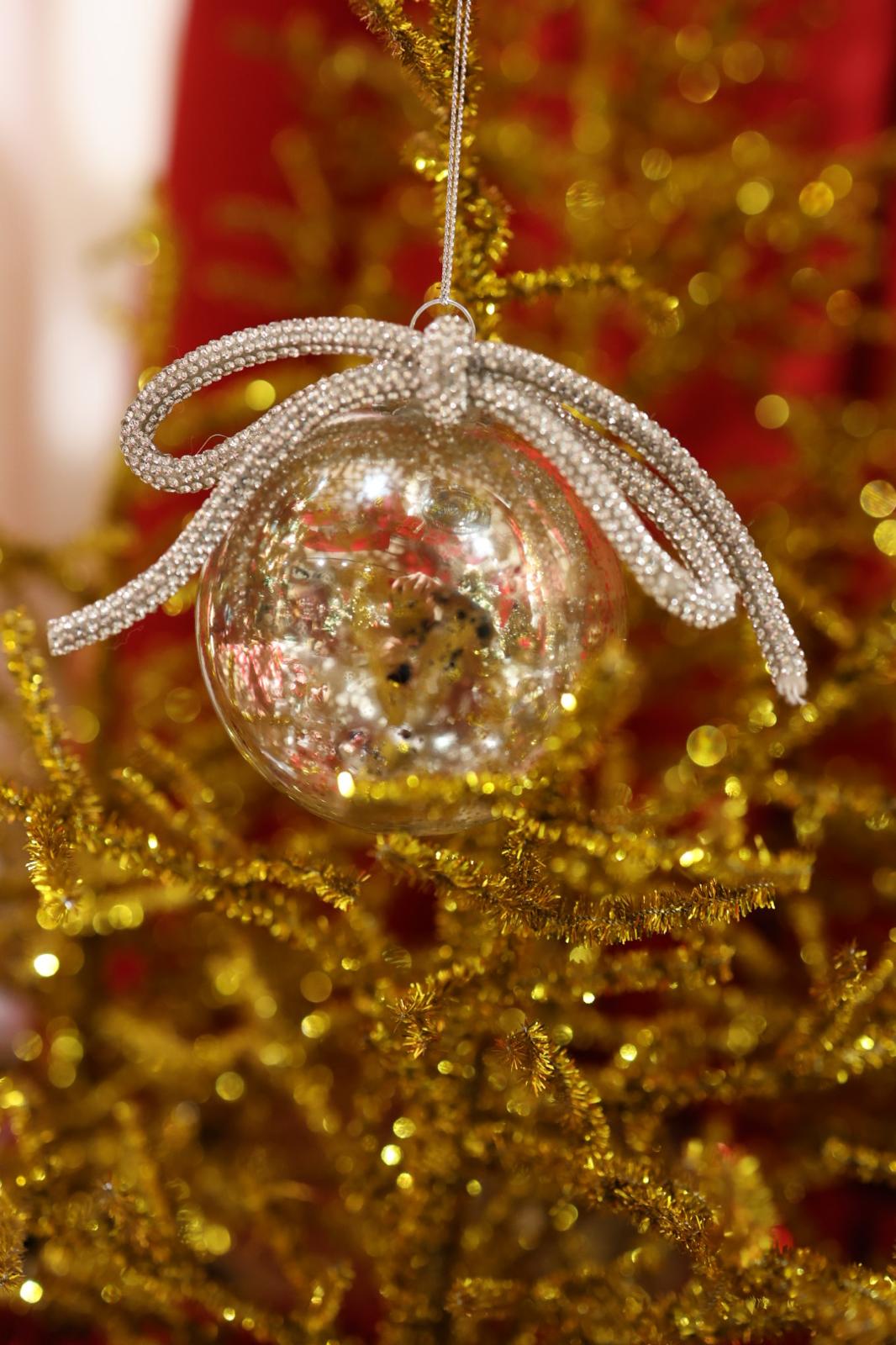 Glass Bauble with Diamond Bow 8cm