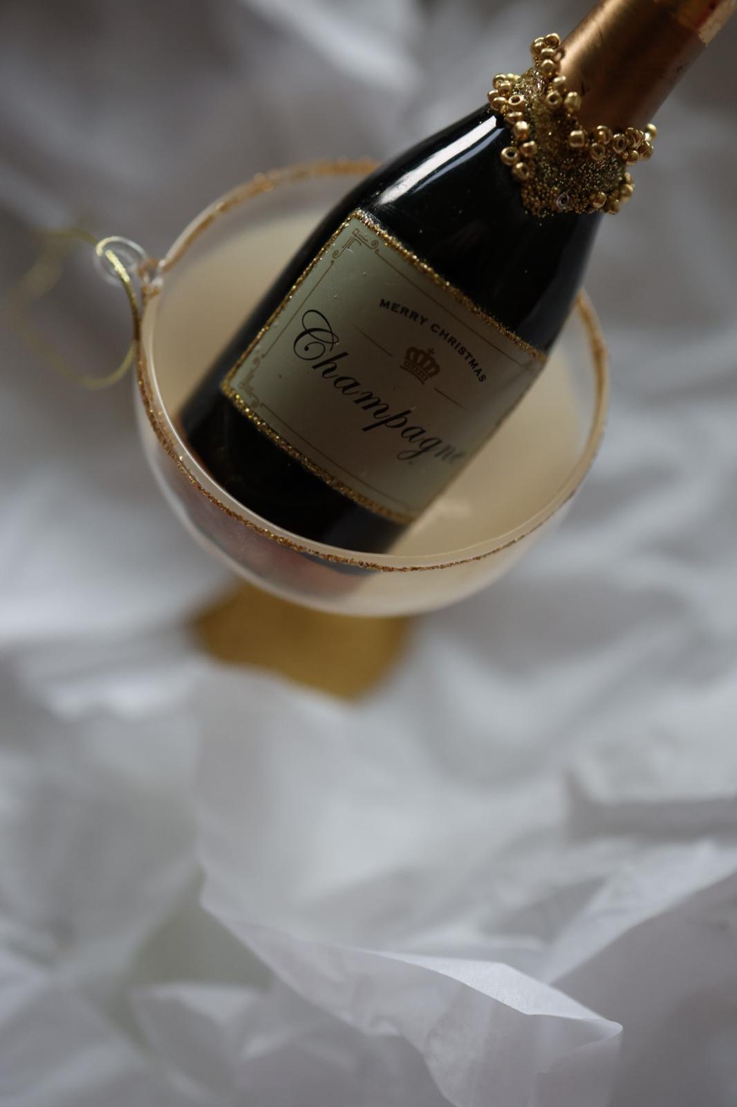 Rosé Champagne Glass